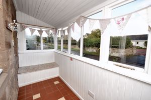 Front porch- click for photo gallery